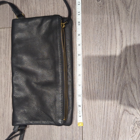 Black Margot Crossbody bag. - Picture 6 of 8